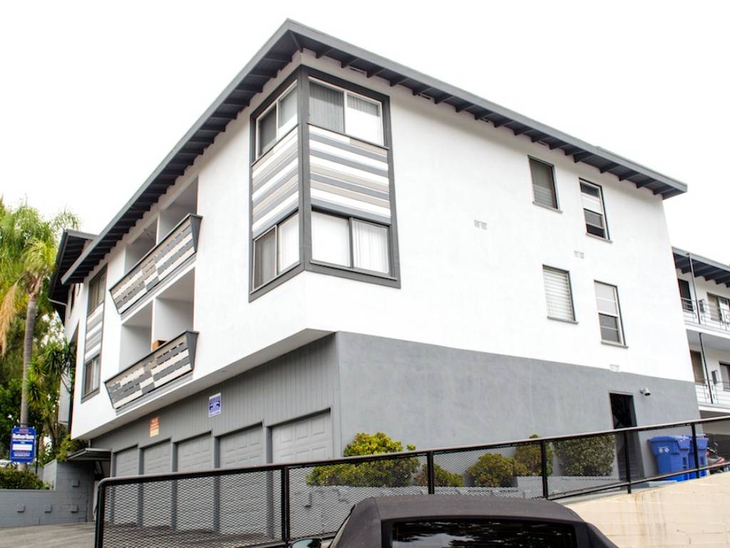 Photos and Video of Strathmore Veteran in Los Angeles, CA